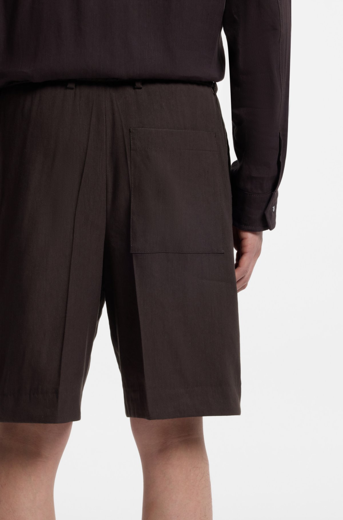 Pantalones cortos de corte relajado en mezcla de lino