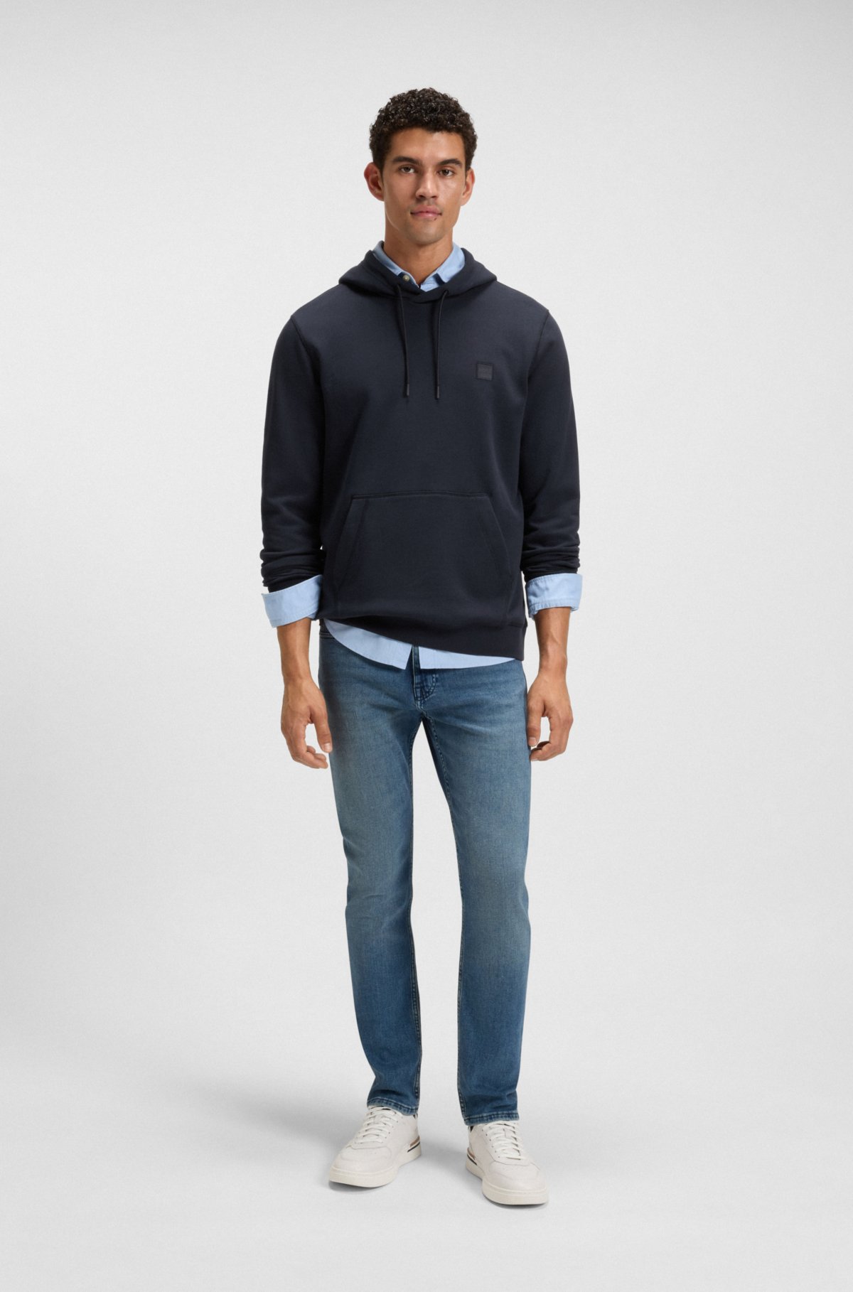 Sudadera con parche de logotipo en terciopelo de algodón