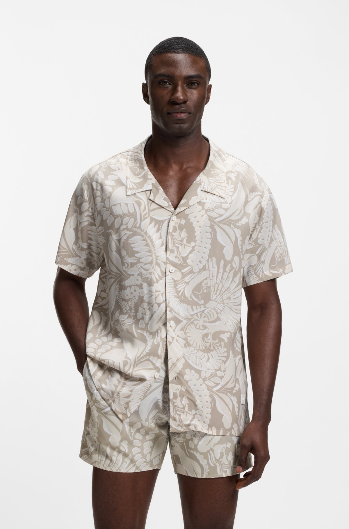 Camisa de corte recto con estampado integral