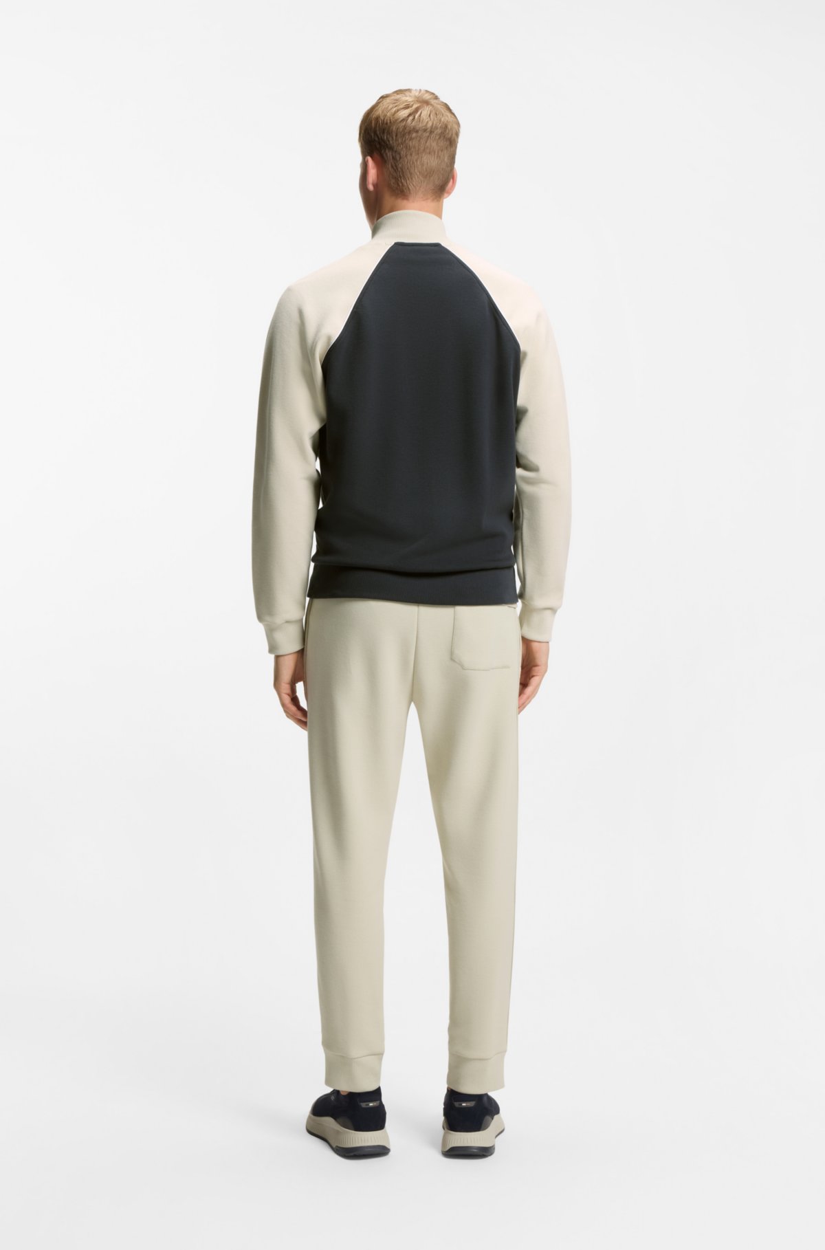 Sudadera con cuello redondo de mezcla de algodón con detalles contrastantes