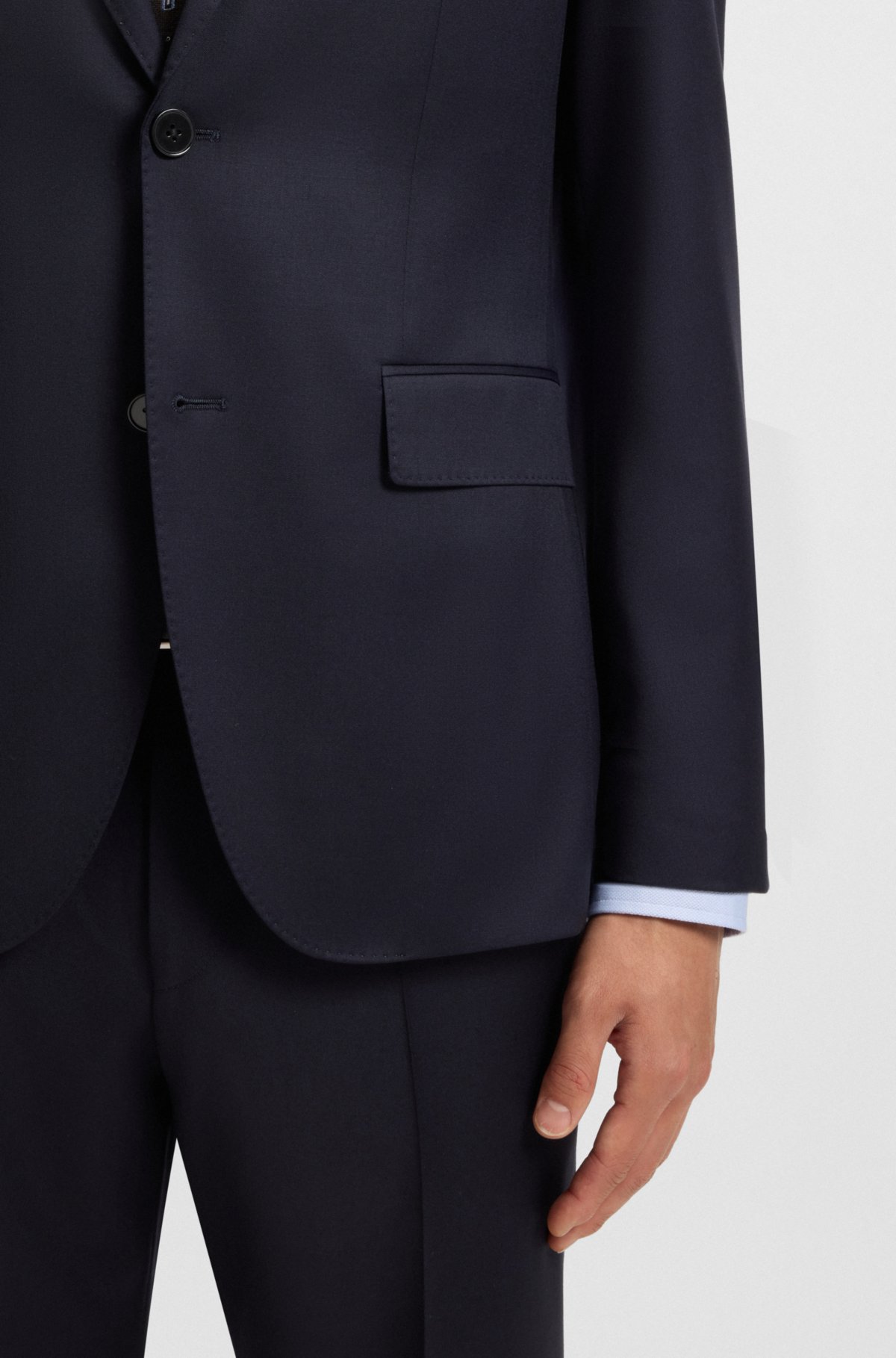 Chaqueta de corte regular en tejido de lana virgen