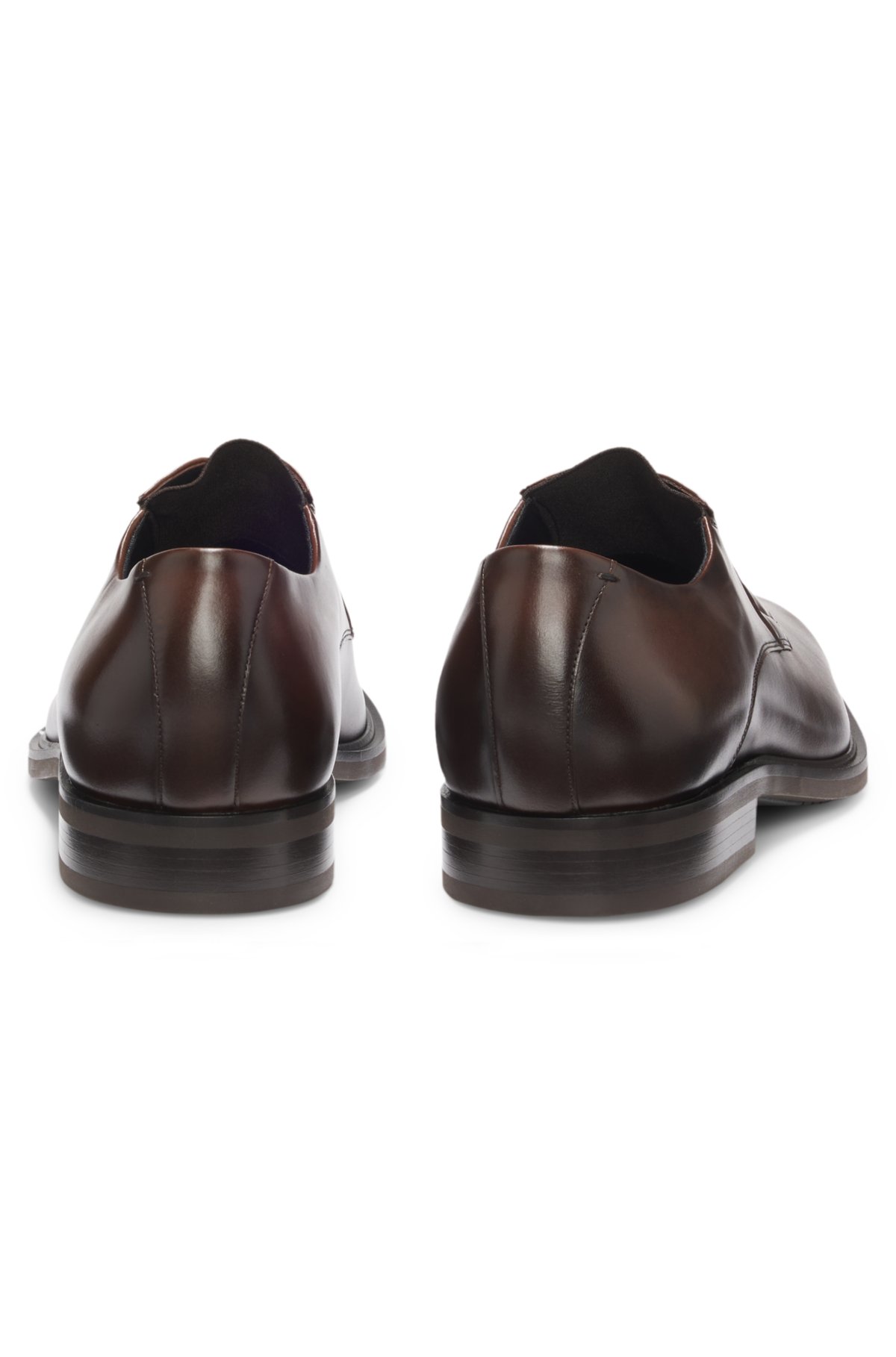 Zapatos derby de cuero liso