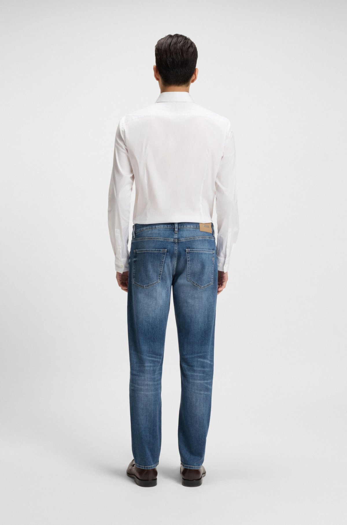 Pantalones vaqueros azul Maine de corte regular en denim con elasticidad confortable