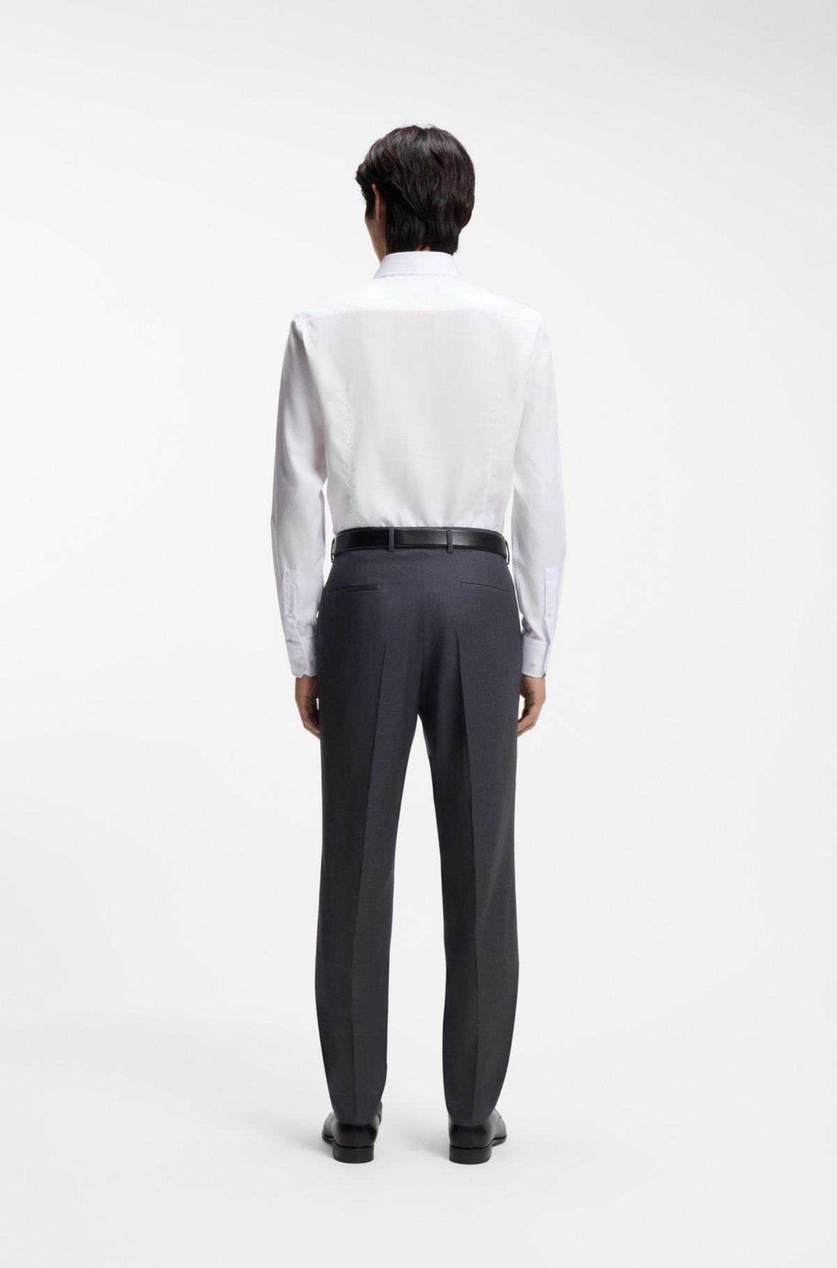 Camisa ajustada resistente a arrugas en mezcla de algodón