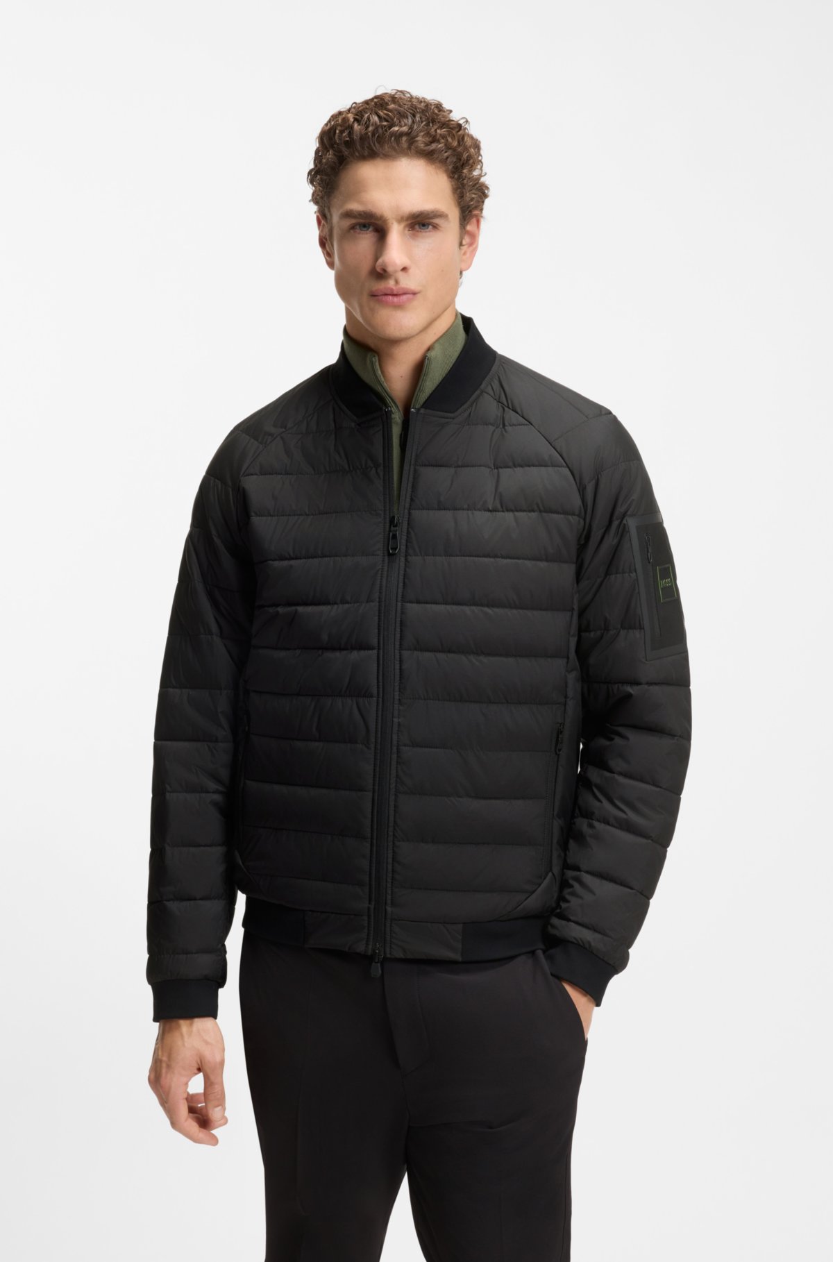 Chaqueta bomber acolchada con acabado repelente al agua
