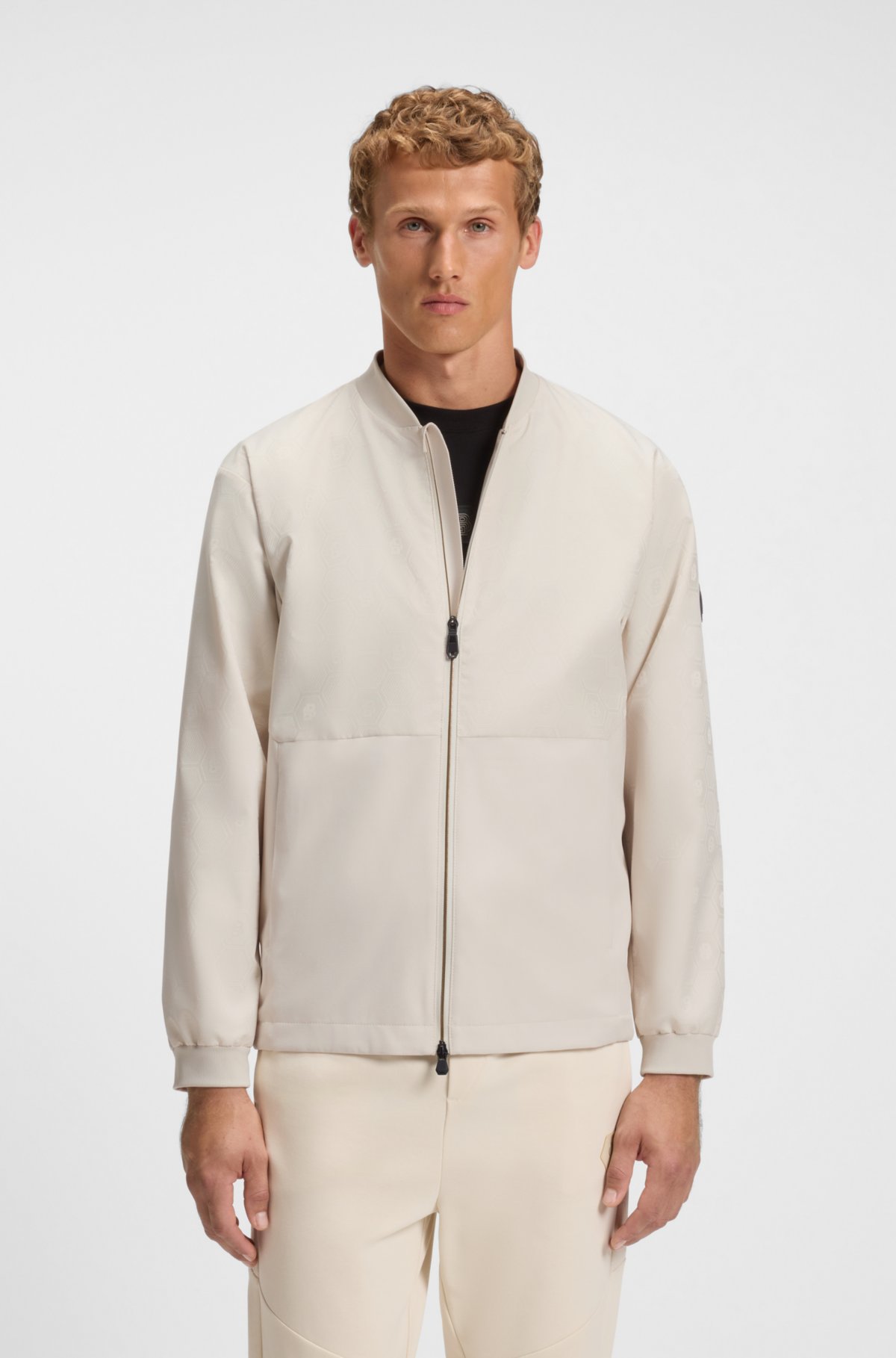 Chaqueta resistente al agua con estampado de monograma Double B