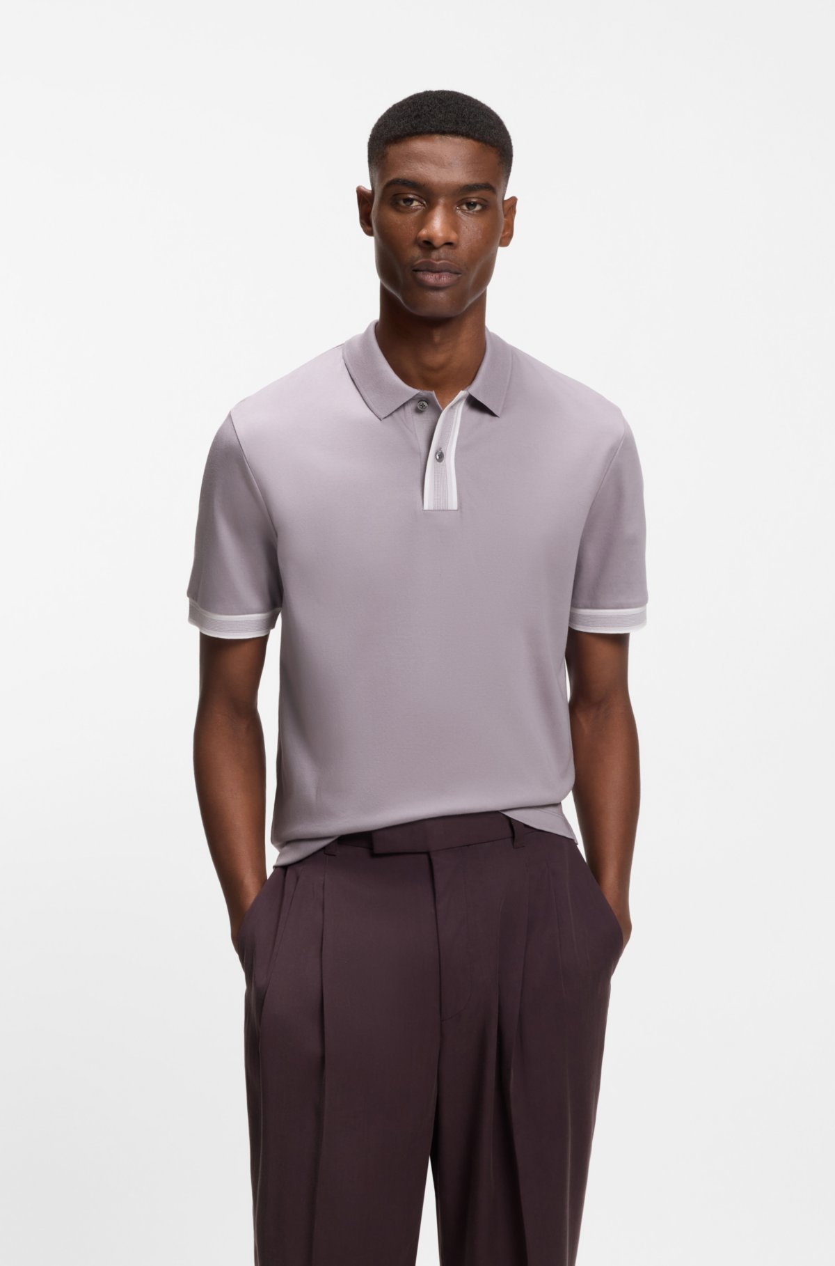 Camiseta polo con detalles de rayas en algodón mercerizado