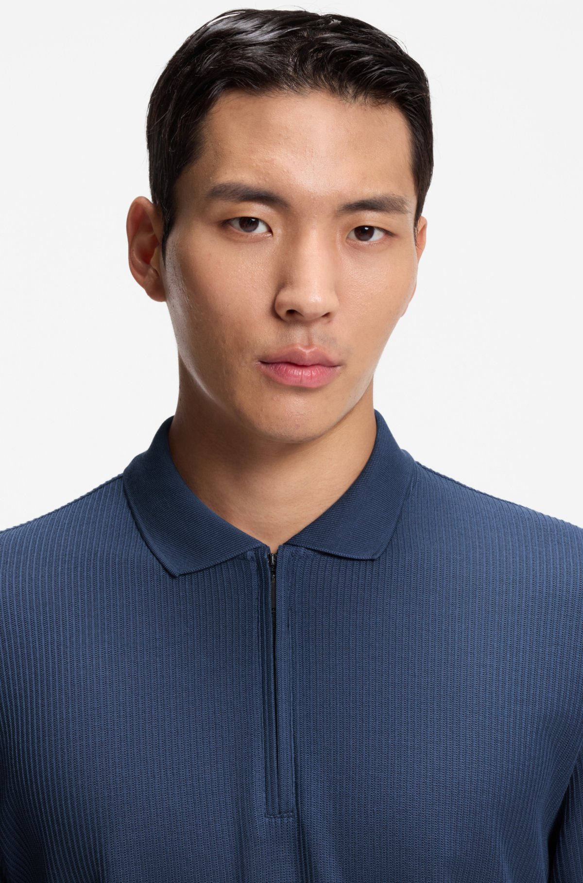 Camiseta polo con cremallera en algodón estructurado