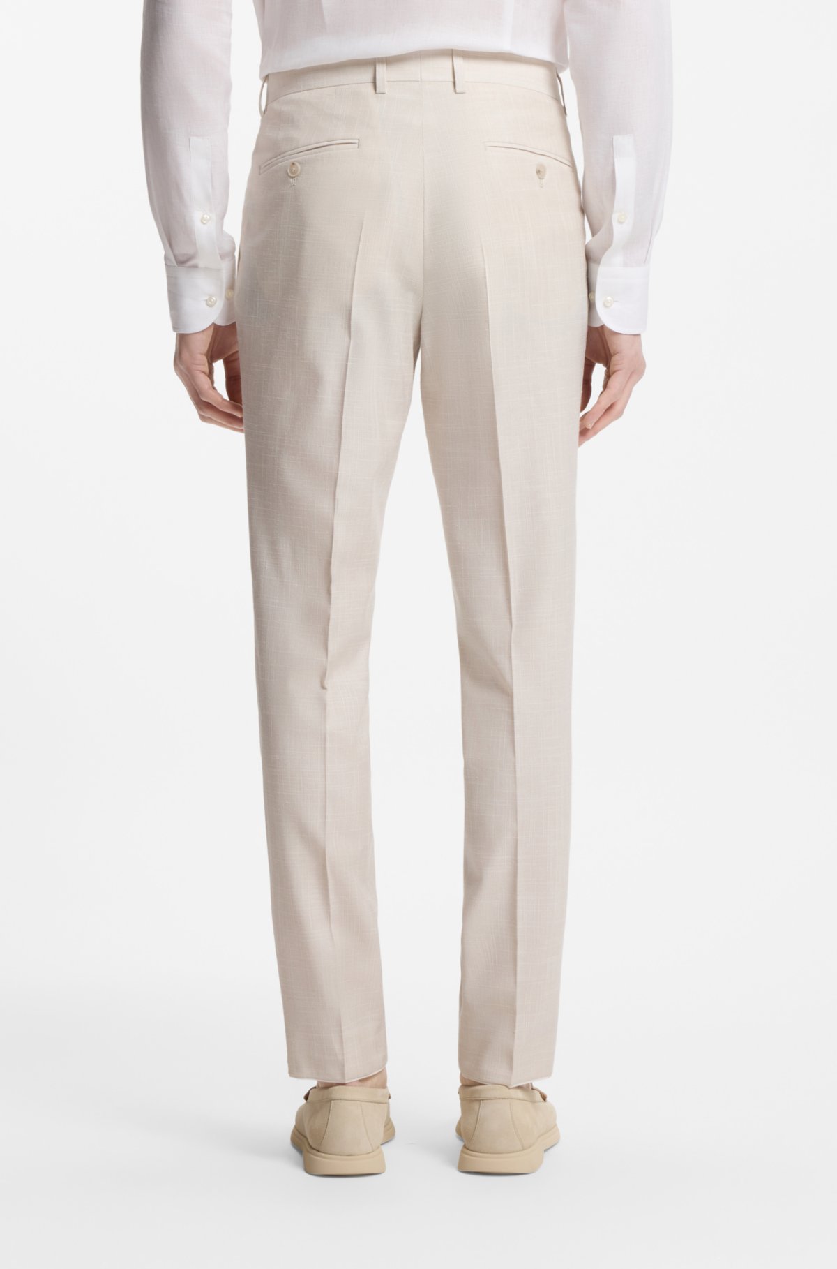 Traje de dos piezas ajustado en tejido elástico