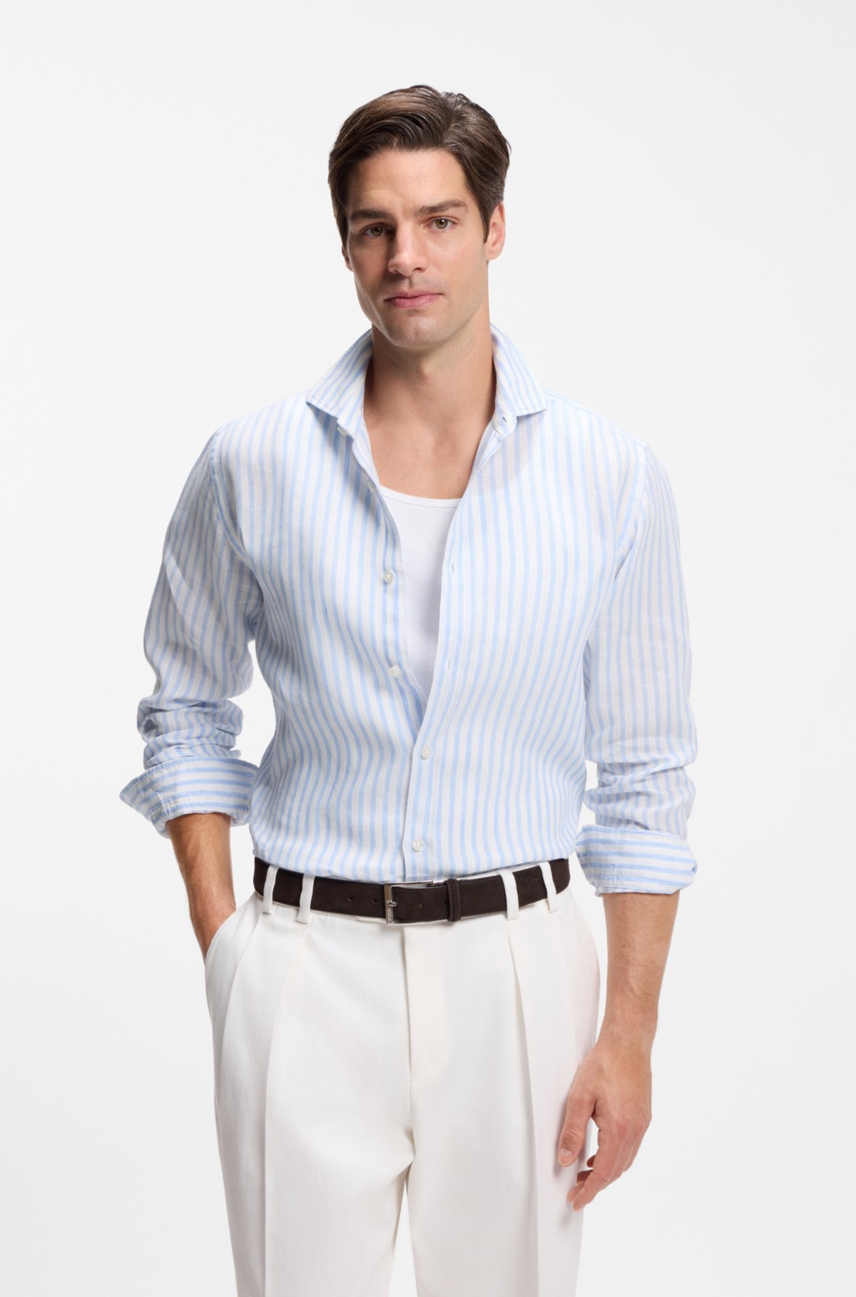 Camisa de corte regular en lino con rayas