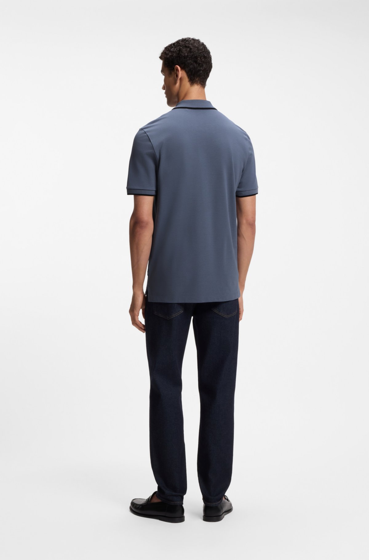 Camiseta de piqué de algodón con remaches contrastantes