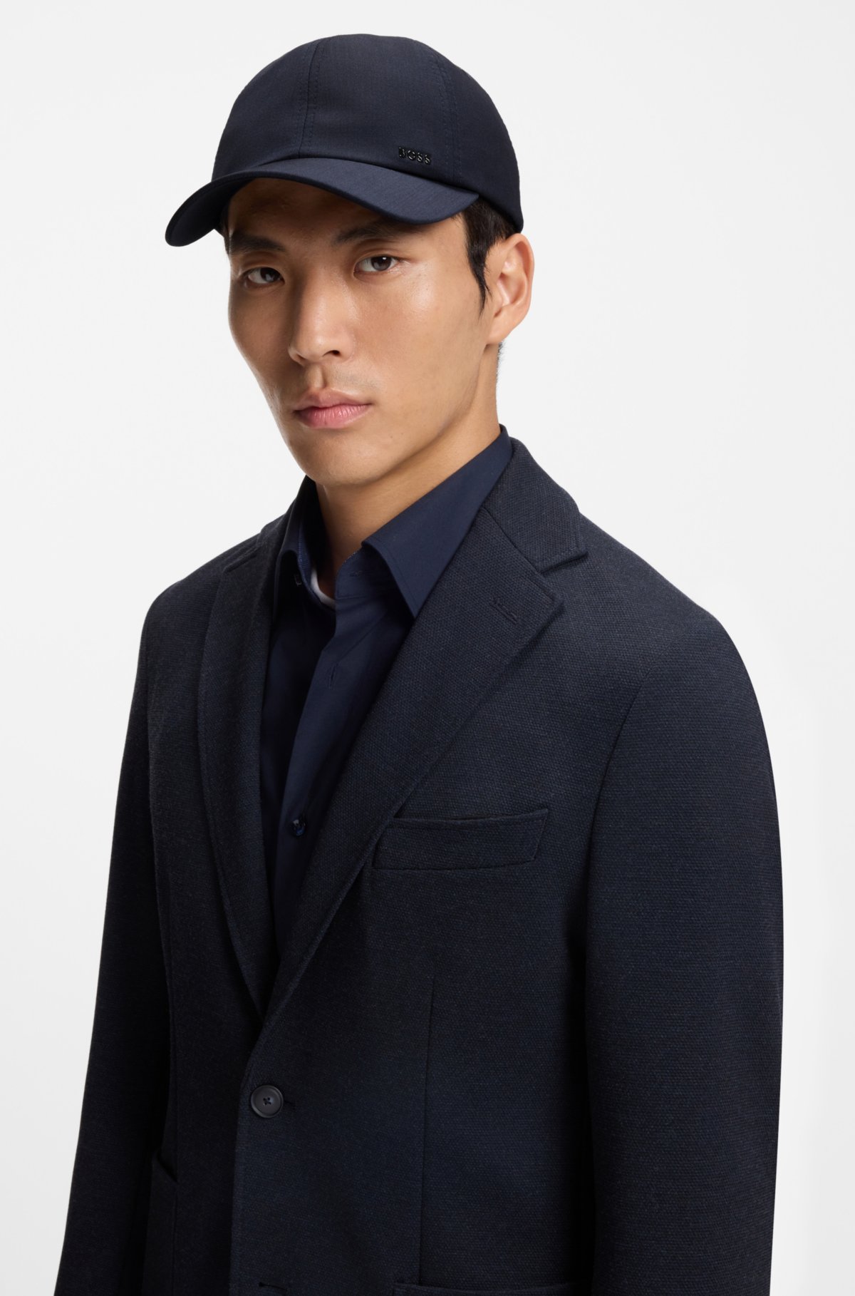 Gorra con remache de logotipo en mezcla de lana