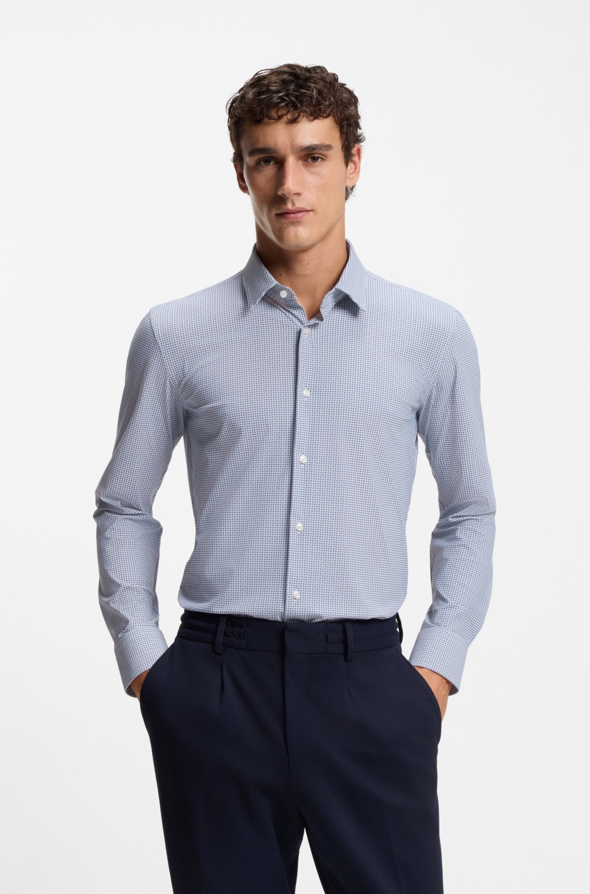 Camisa entallada estampada en jersey de alto rendimiento