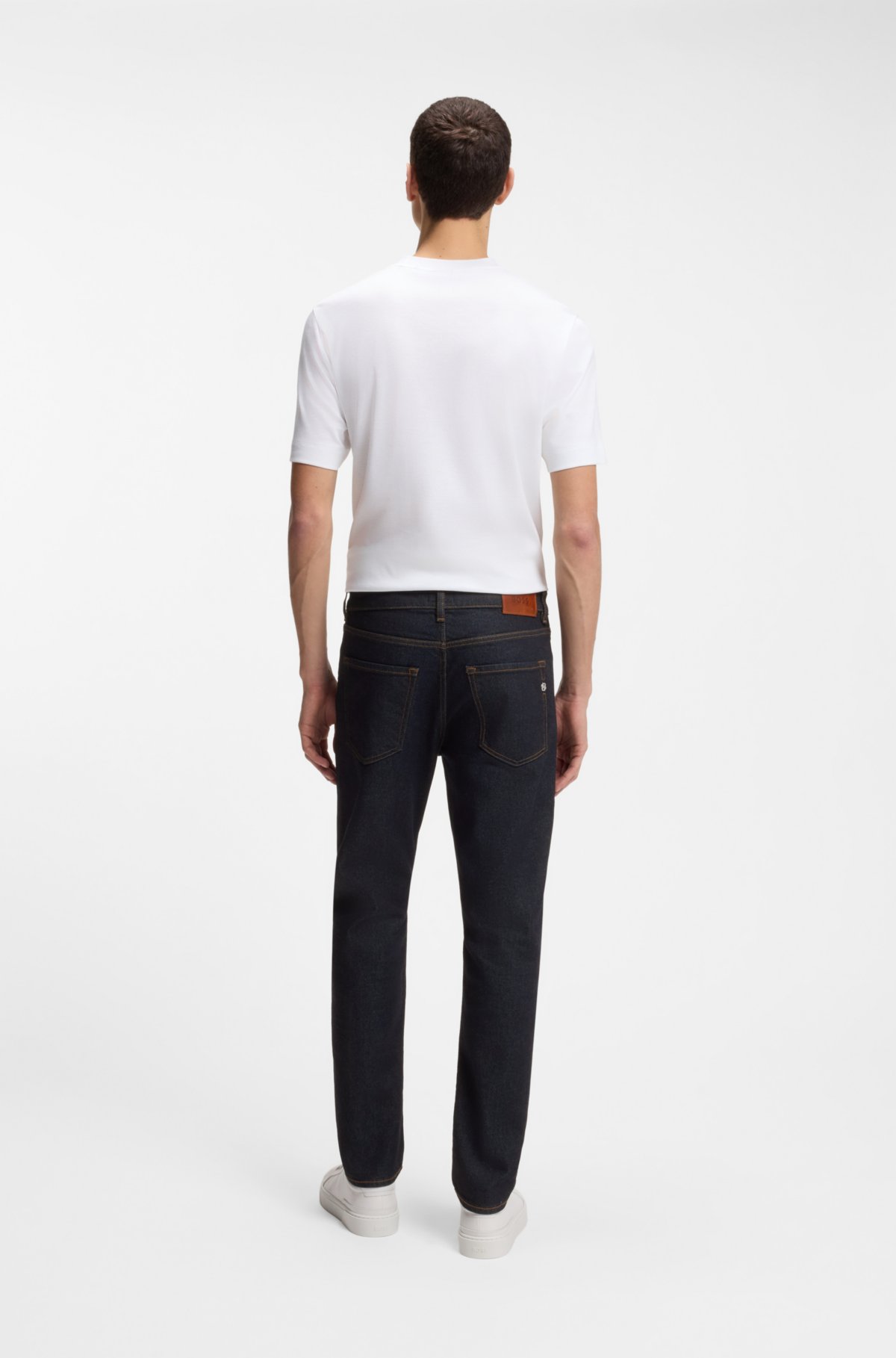 Pantalones vaqueros ajustados de color azul oscuro de Delaware en denim elástico confortable