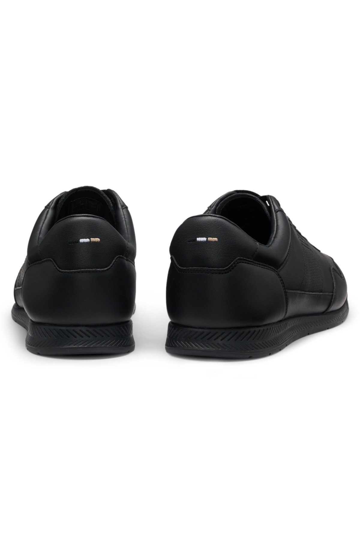 Zapatillas de cuero Nappa con detalles dorados