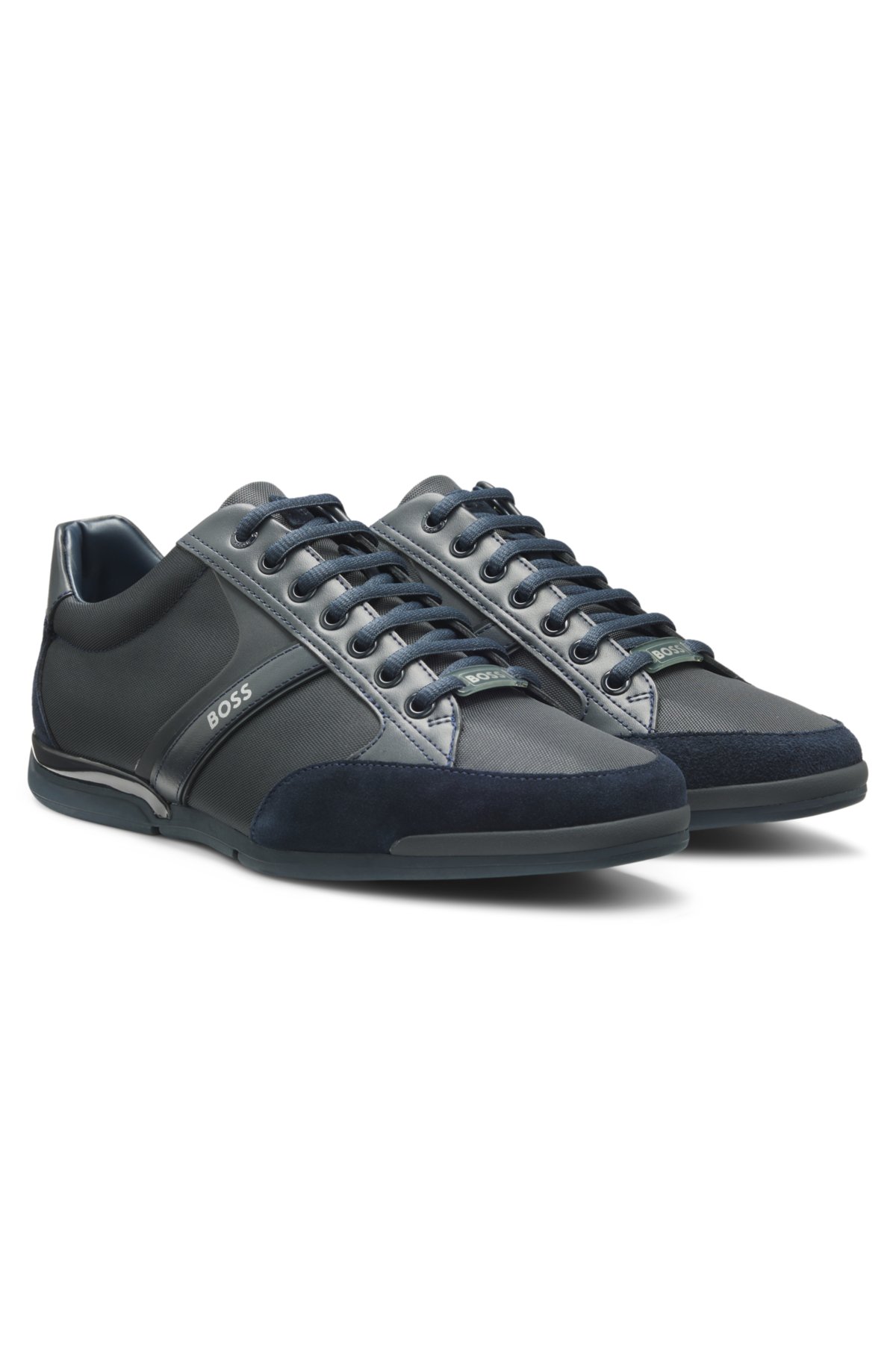 Zapatillas de materiales mixtos con ante y piel sintética