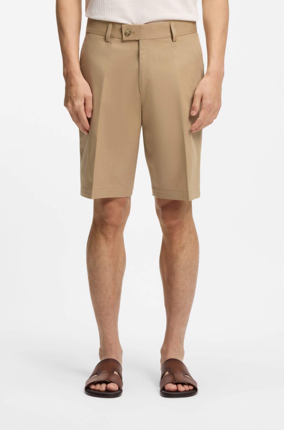 Pantalones cortos con corte entallado en algodón, seda y elastano