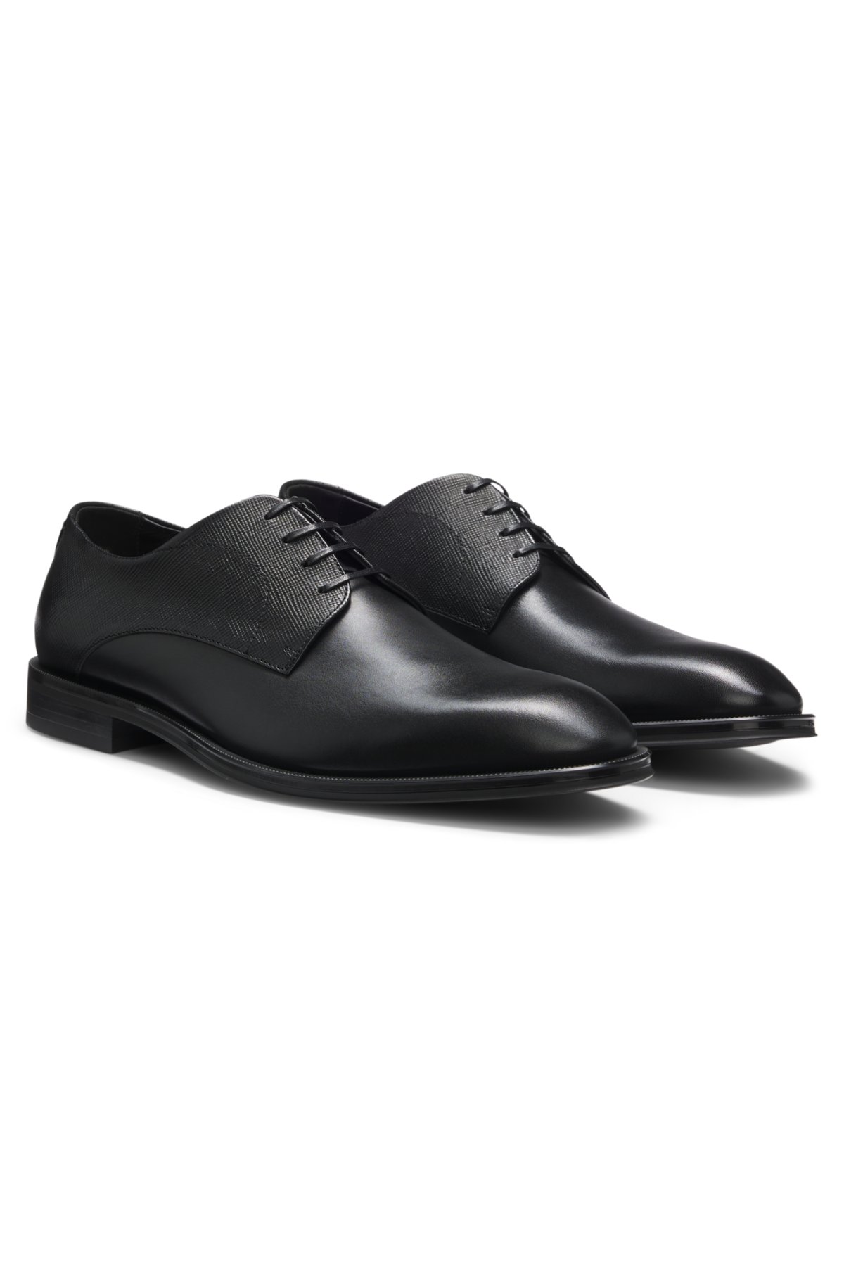Zapatos Derby en cuero liso y con textura