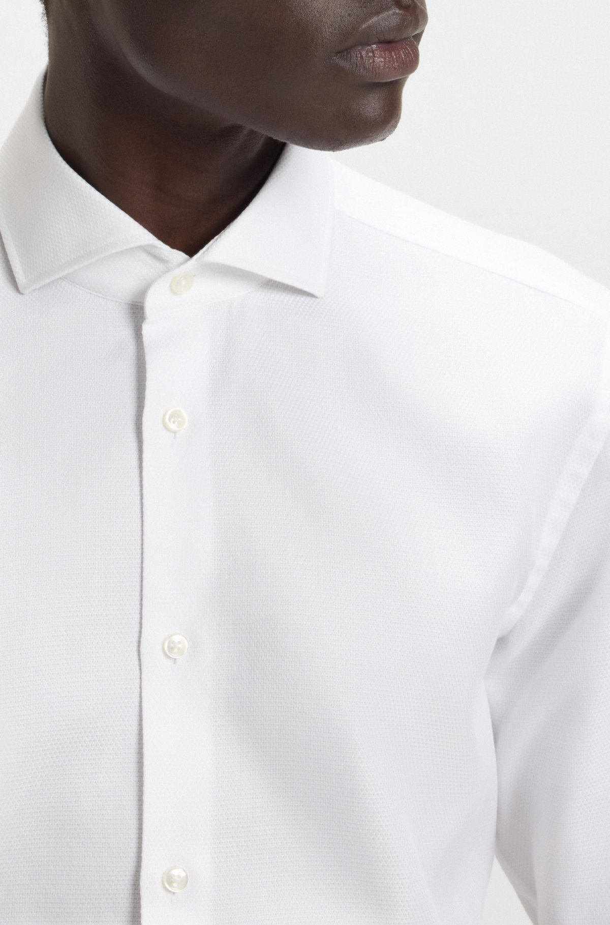 Camisa ajustada de algodón estructurado hecho en Italia