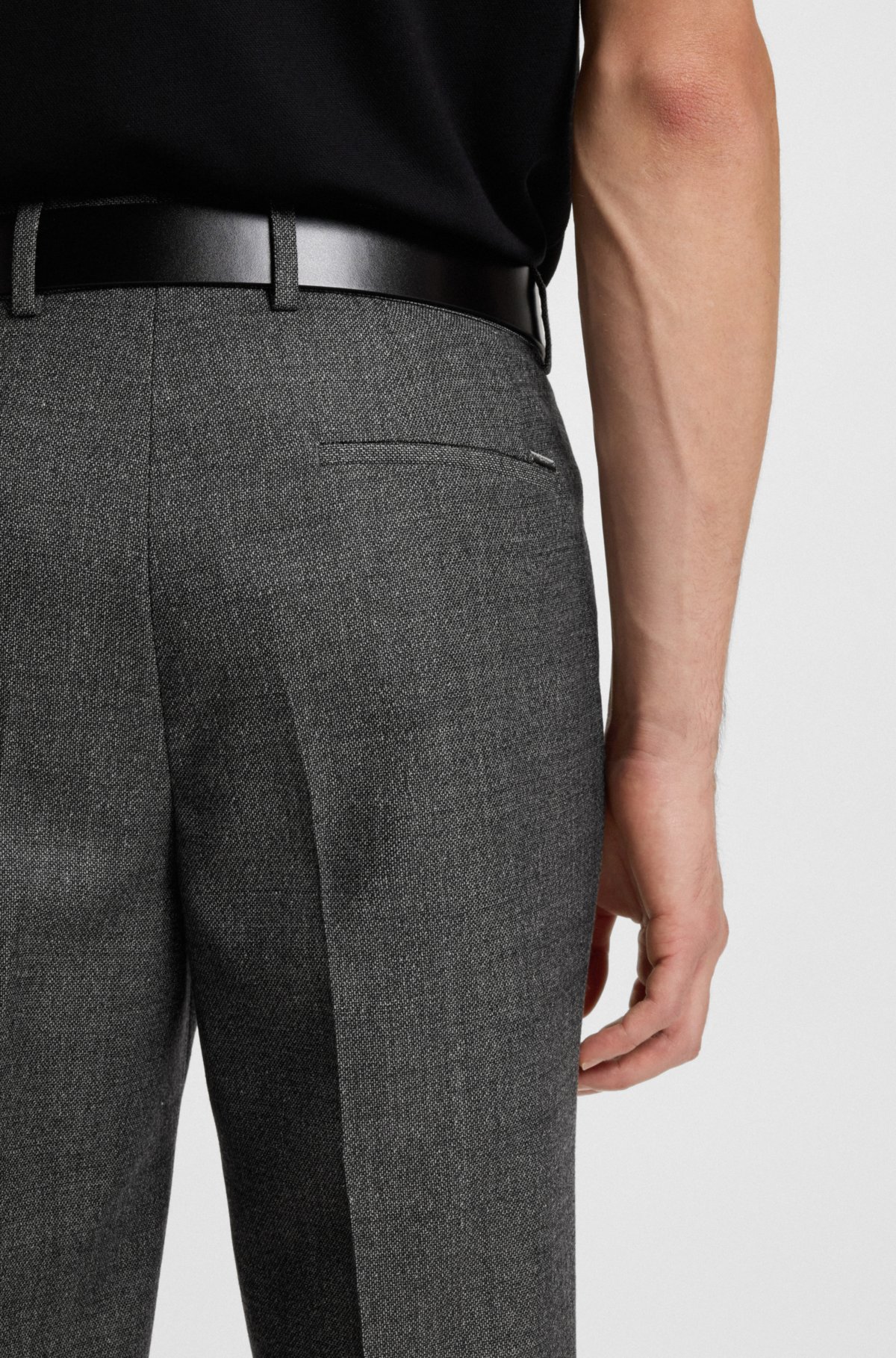 Pantalones formales en lana virgen con estampado micro