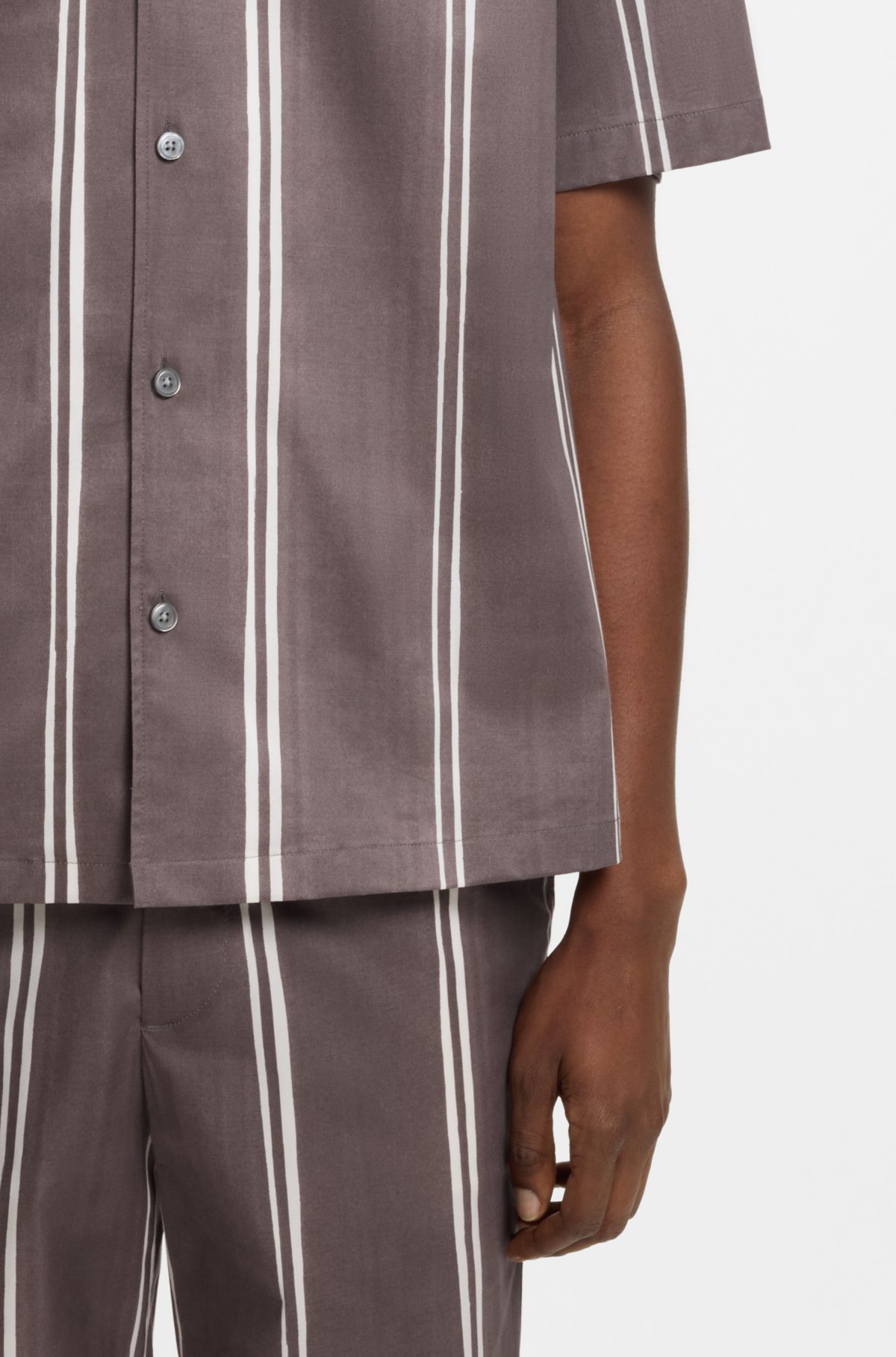 Camisa de corte holgado con rayas en algodón elástico
