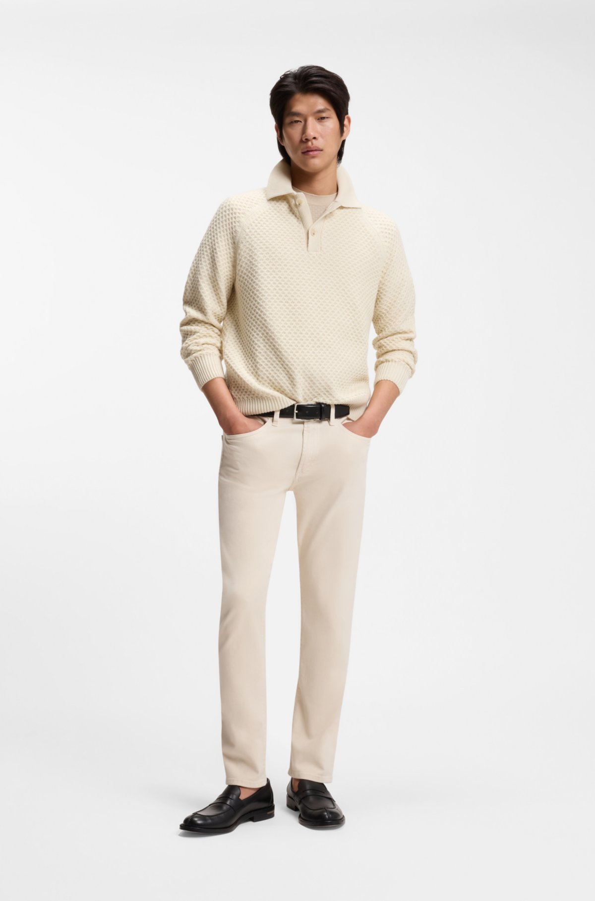 Pantalones vaqueros ajustados en denim con elasticidad confortable