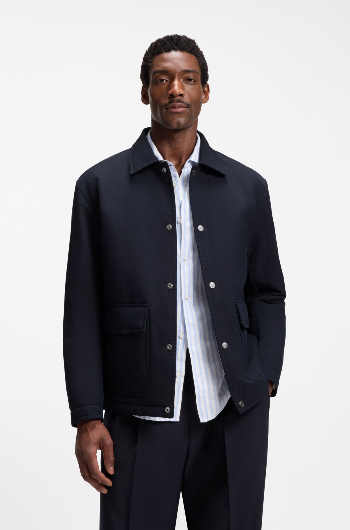 Chaqueta de corte holgado en tejido impermeable con acabado aterciopelado