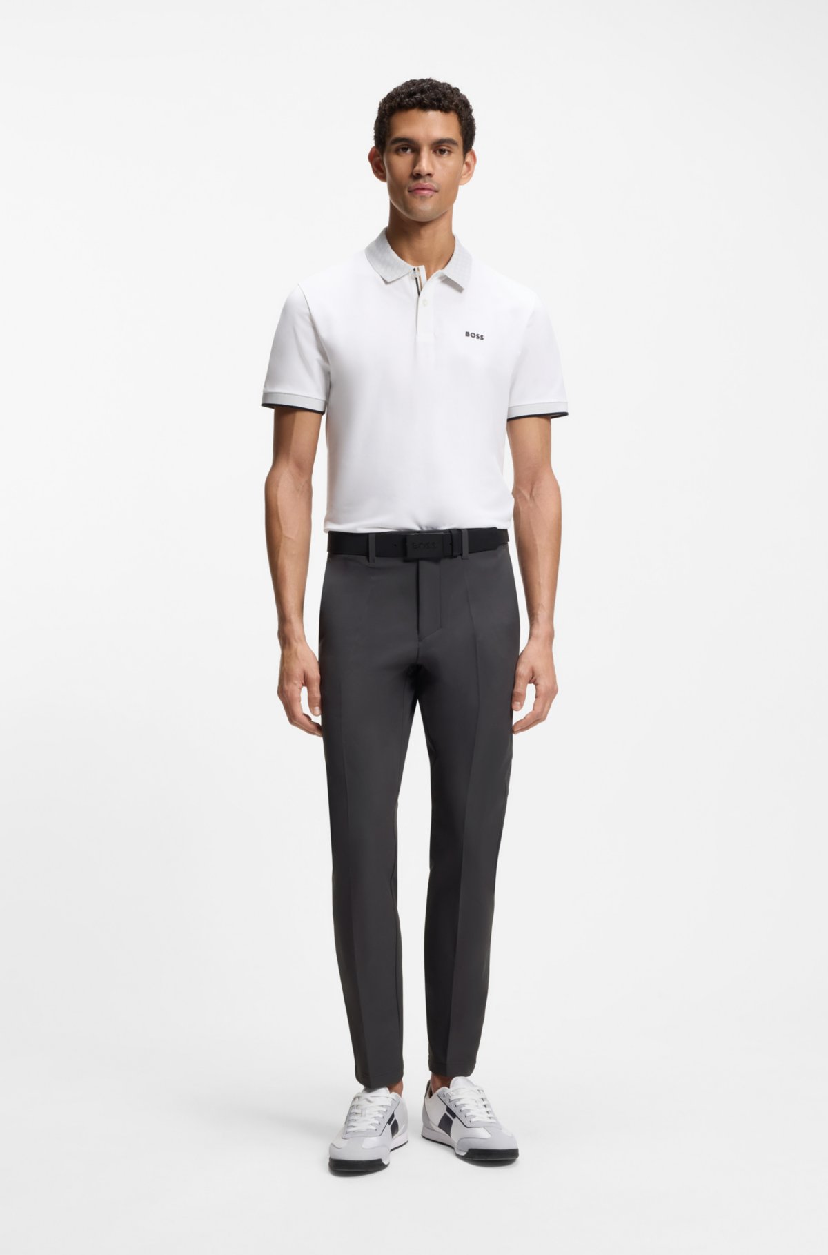 Pantalones ajustados de tela elástica impermeable