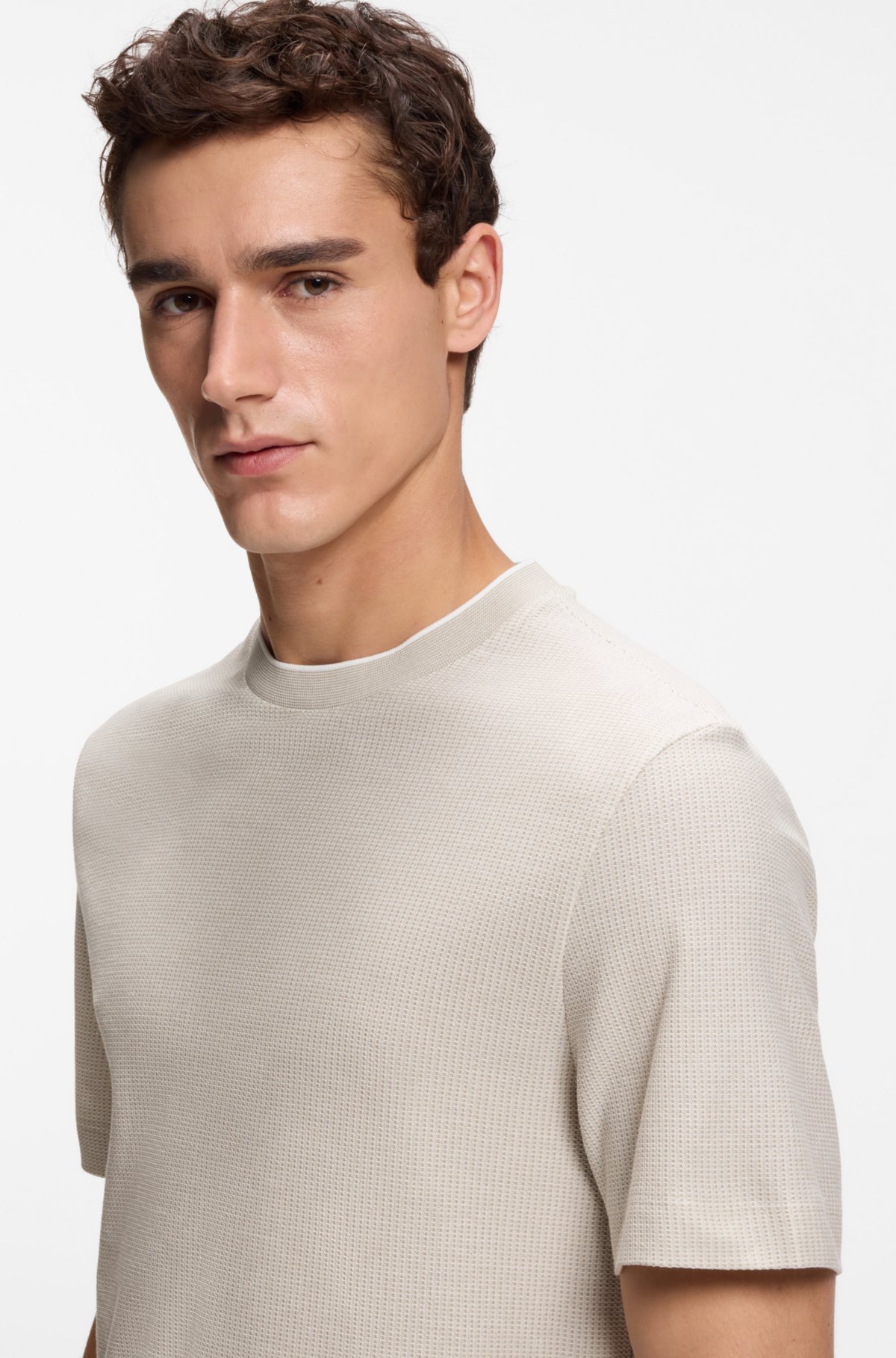 Camiseta de algodón-seda con estructura rica