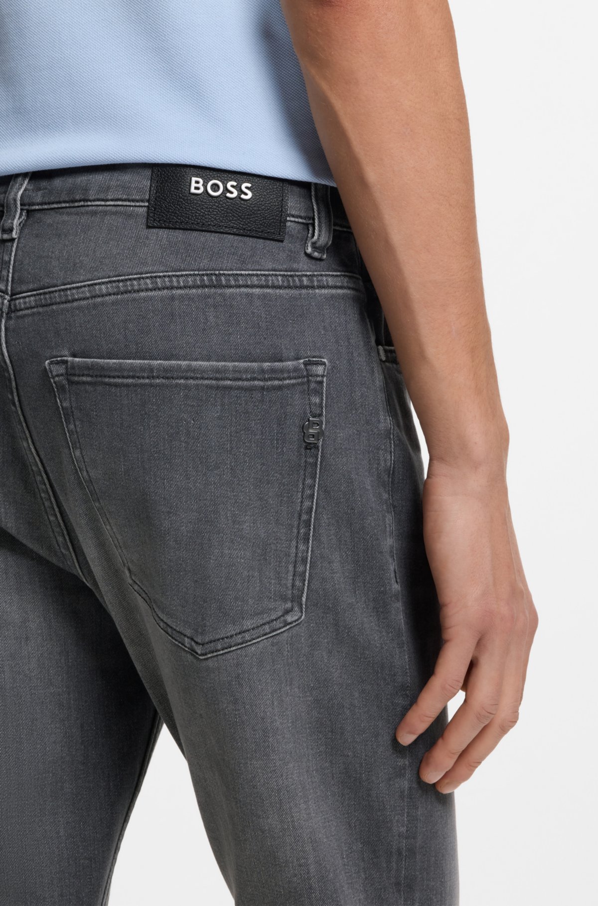 Pantalones vaqueros grises de corte ajustado en denim elástico