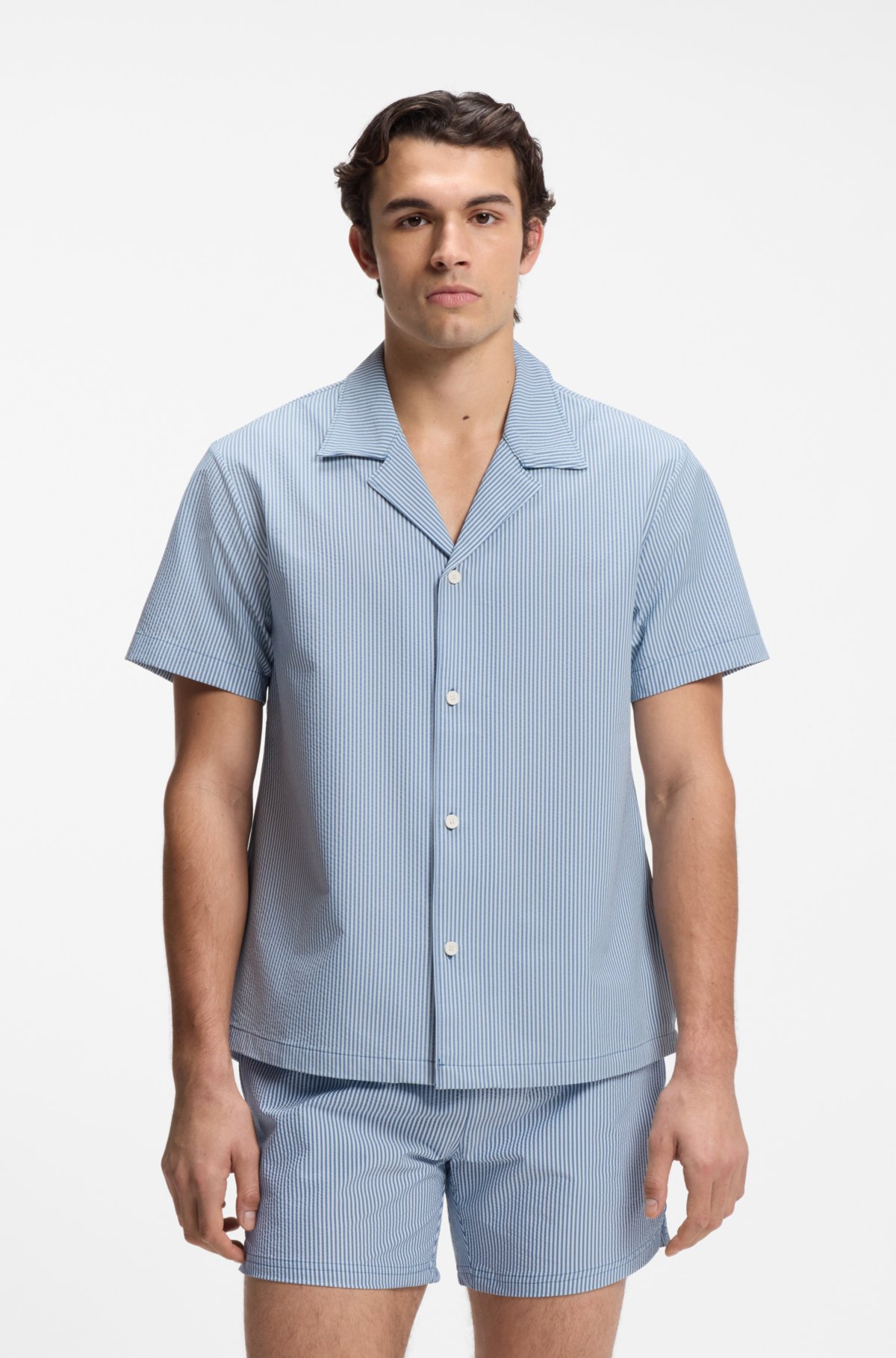 Camisa de corte regular en seersucker suave
