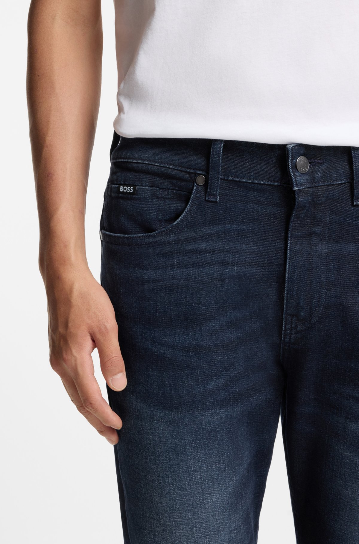 Pantalones vaqueros ajustados de Delaware en denim elástico azul oscuro