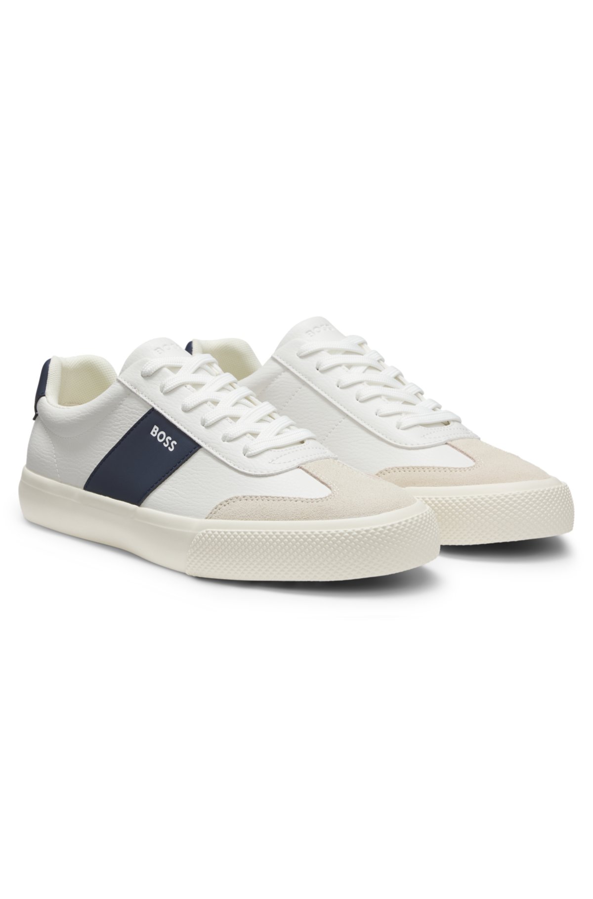 Zapatillas con detalles de cuero en material sintético