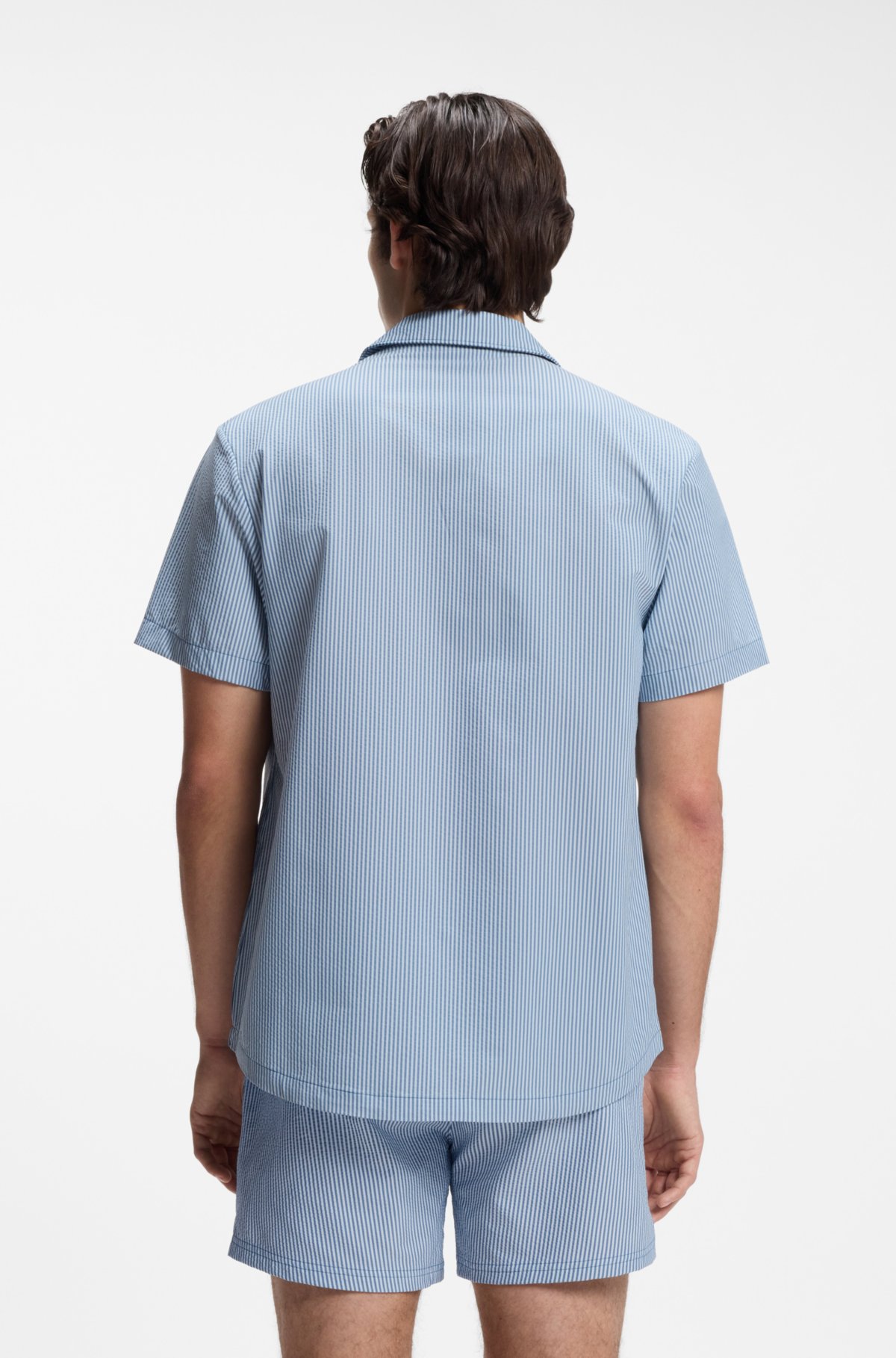 Camisa de corte regular en seersucker suave
