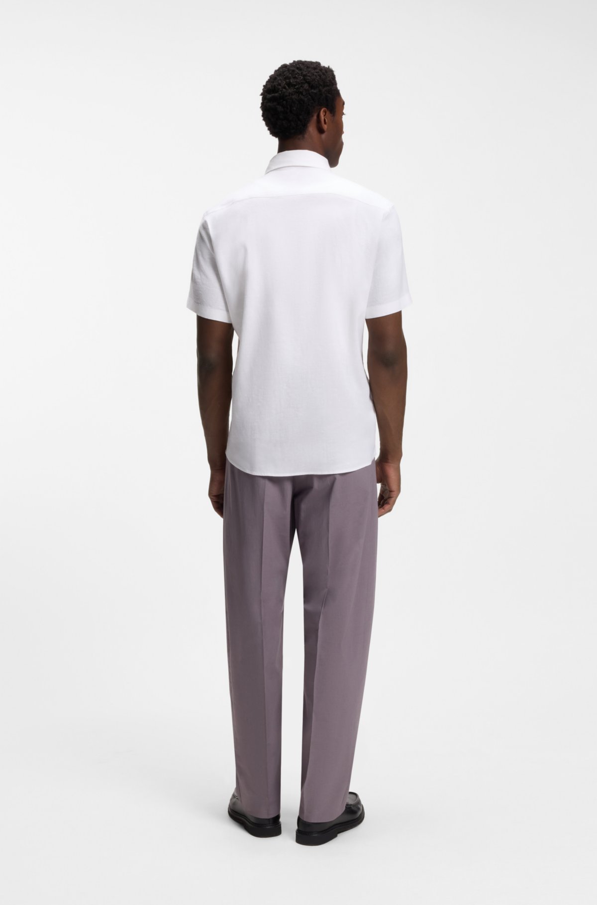 Camisa ajustada de lino elastizado